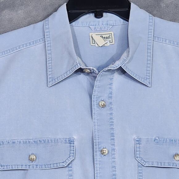 L.L. Bean Denim Button Up Shirt Size XL Regular Short Sleeve Blue 100% Cotton - Picture 4 of 5